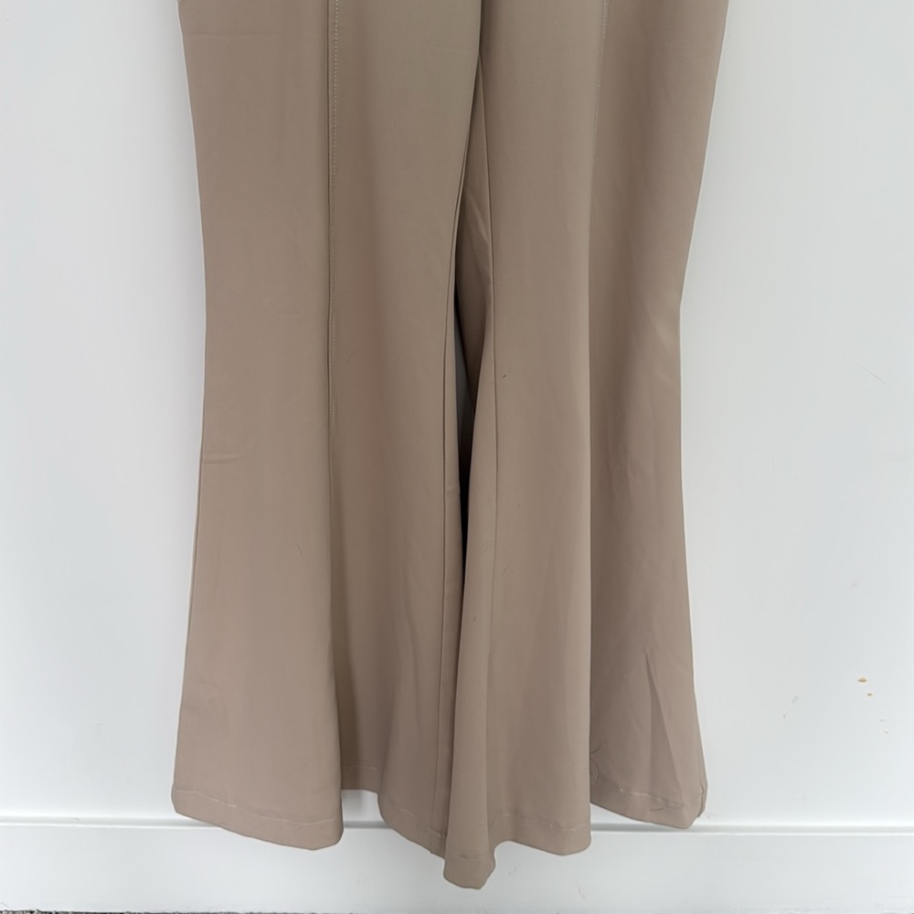 Showpo Georgianna Flare Contrast Stitch Detail Jumpsuit in Beige - Size 8 - Picture 6 of 8